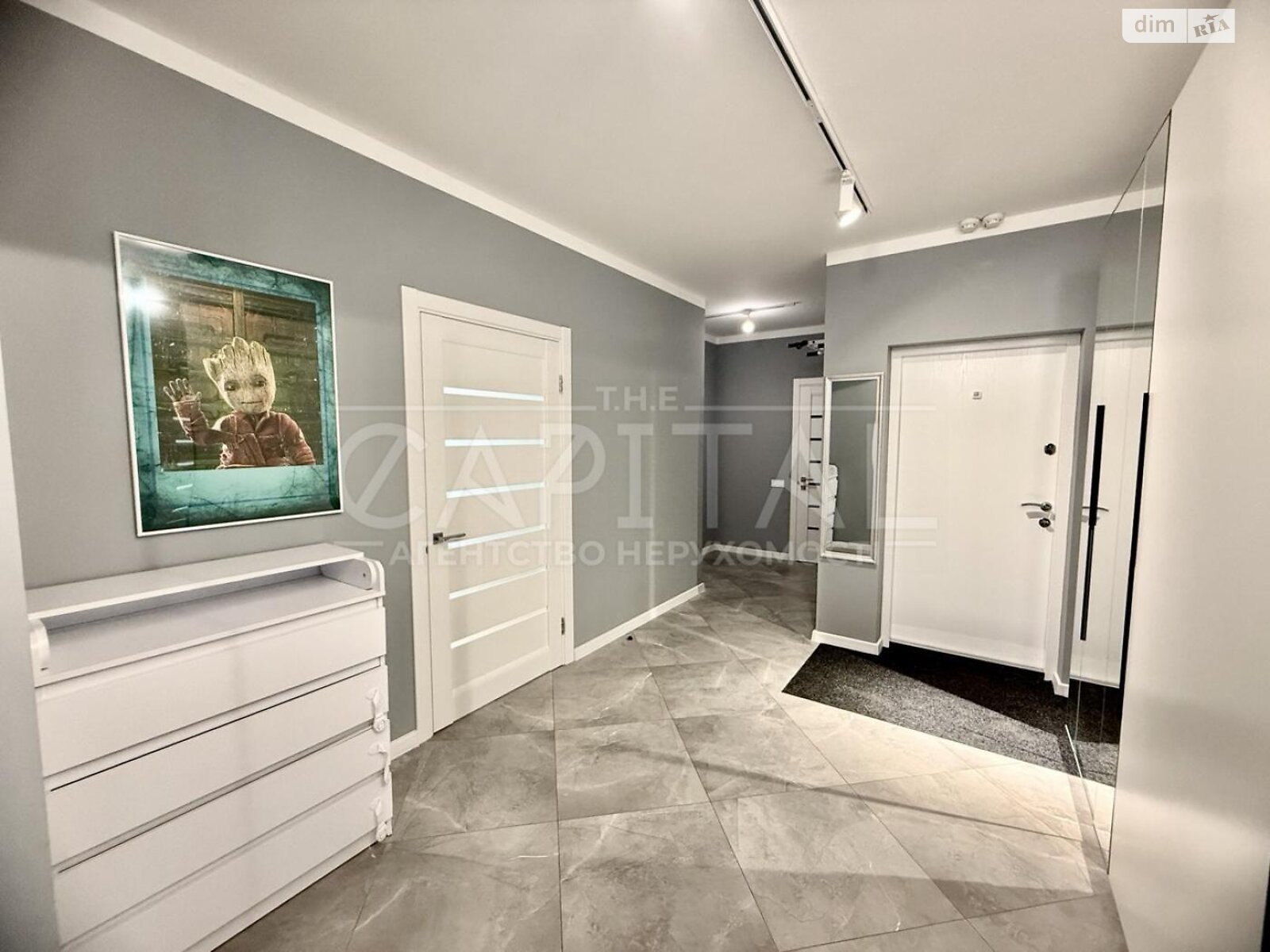 трехкомнатная квартира в Киеве, район Шевченковский, на ул. Авиаконструктора Игоря Сикорского 4В в аренду на долгий срок помесячно фото 1