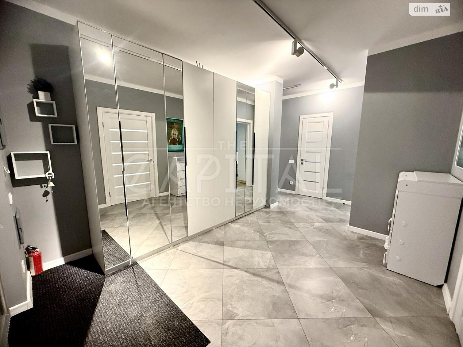 трехкомнатная квартира в Киеве, район Шевченковский, на ул. Авиаконструктора Игоря Сикорского 4В в аренду на долгий срок помесячно фото 1