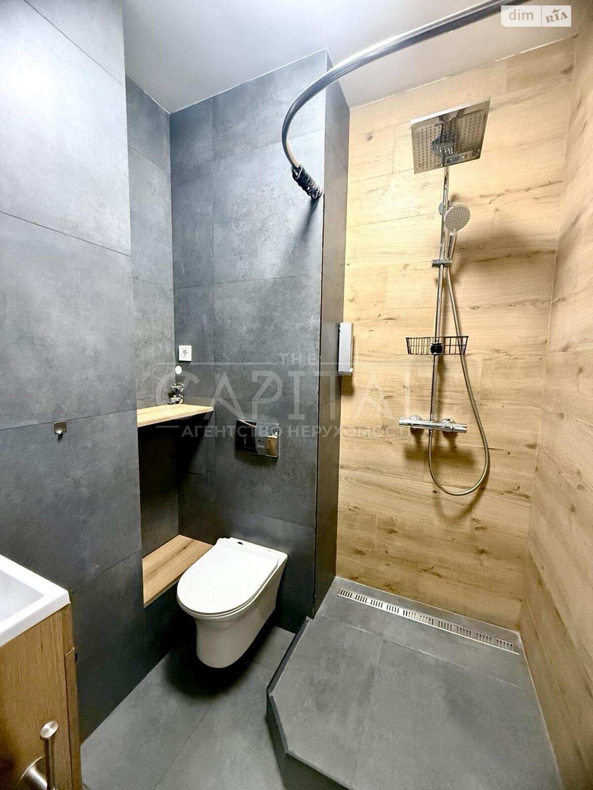 трехкомнатная квартира в Киеве, район Шевченковский, на ул. Авиаконструктора Игоря Сикорского 4В в аренду на долгий срок помесячно фото 1