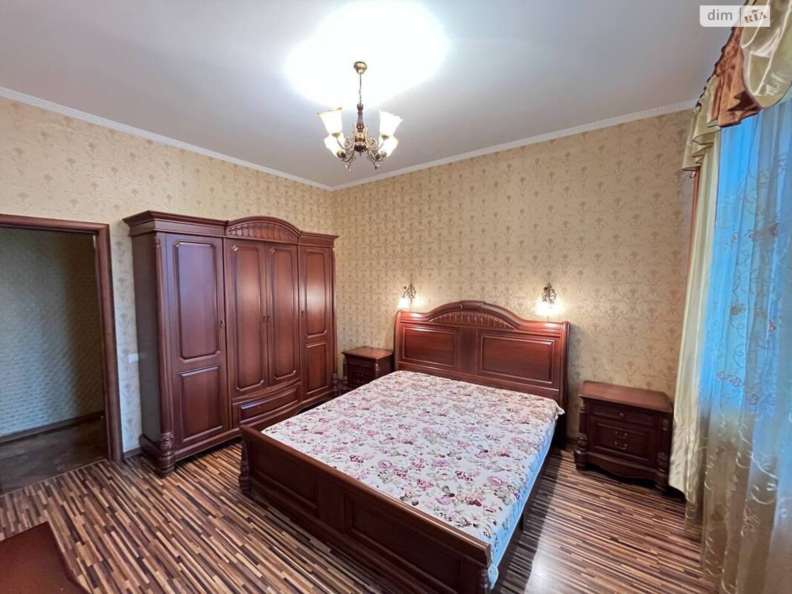 двухкомнатная квартира в Киеве, район Шевченковский, на ул. Дмитриевская 52Б в аренду на долгий срок помесячно фото 1