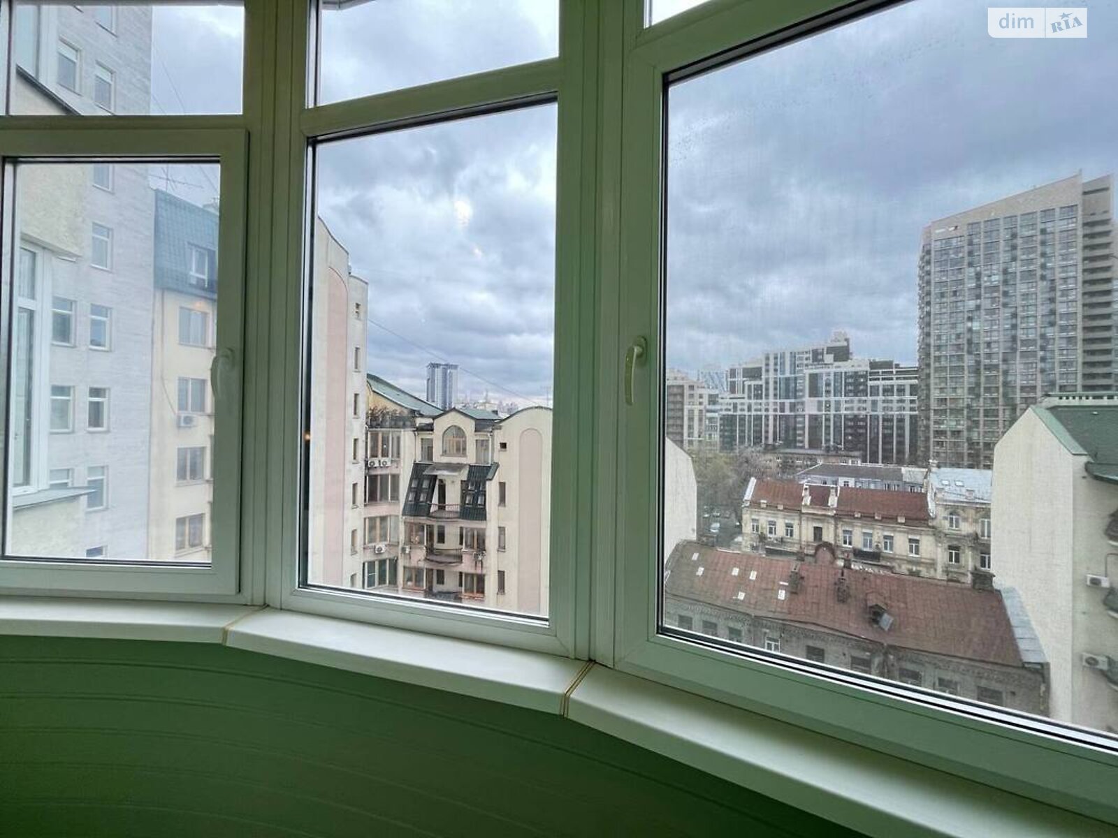 двухкомнатная квартира в Киеве, район Шевченковский, на ул. Дмитриевская 52Б в аренду на долгий срок помесячно фото 1