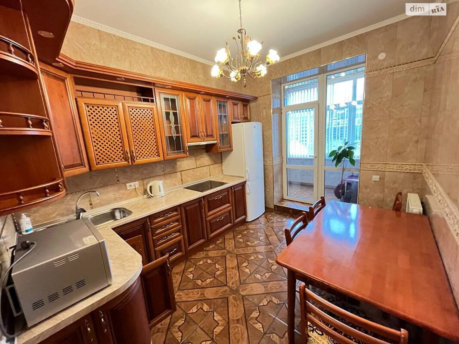 двухкомнатная квартира в Киеве, район Шевченковский, на ул. Дмитриевская 52Б в аренду на долгий срок помесячно фото 1