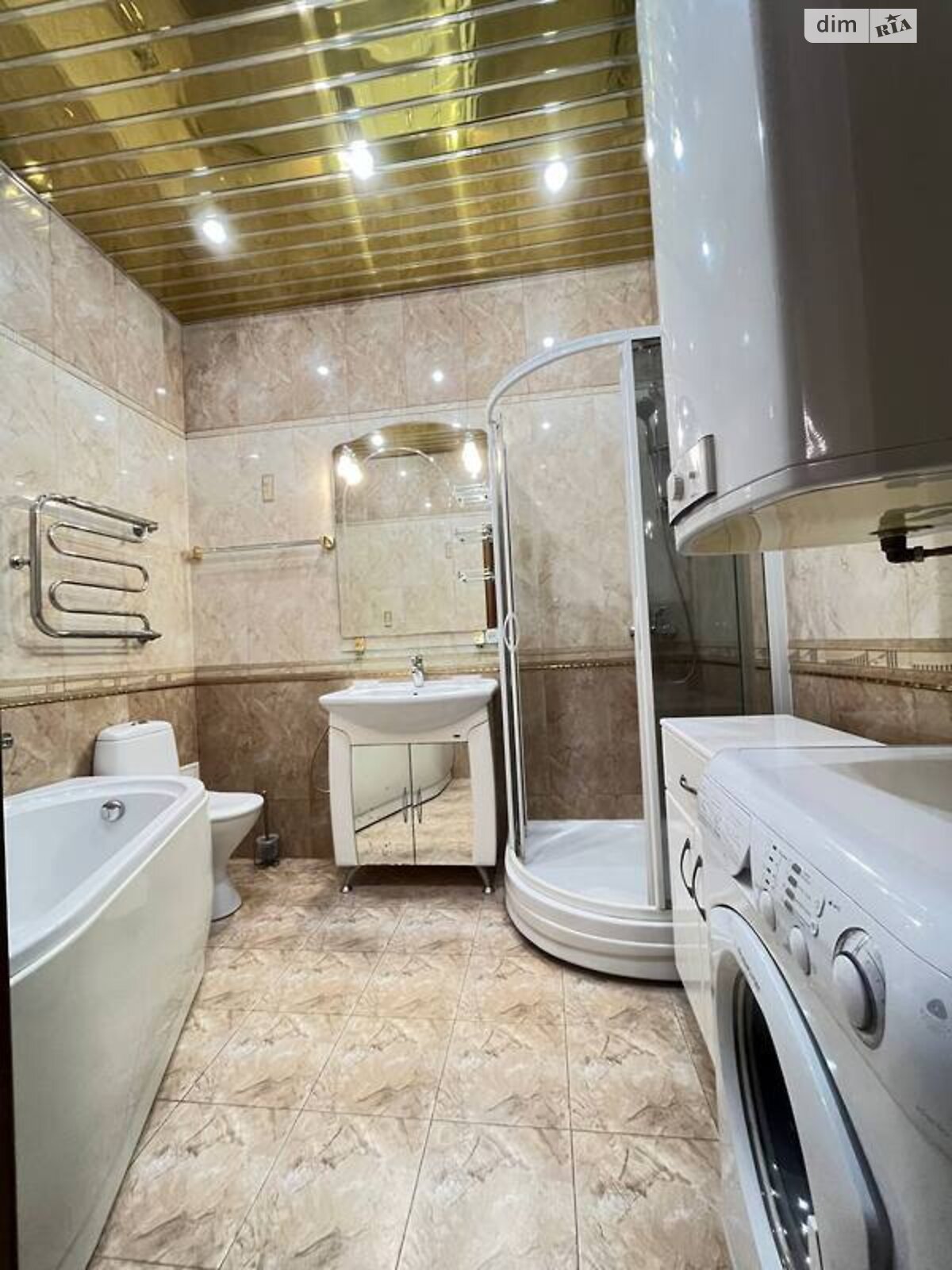 двухкомнатная квартира в Киеве, район Шевченковский, на ул. Дмитриевская 52Б в аренду на долгий срок помесячно фото 1