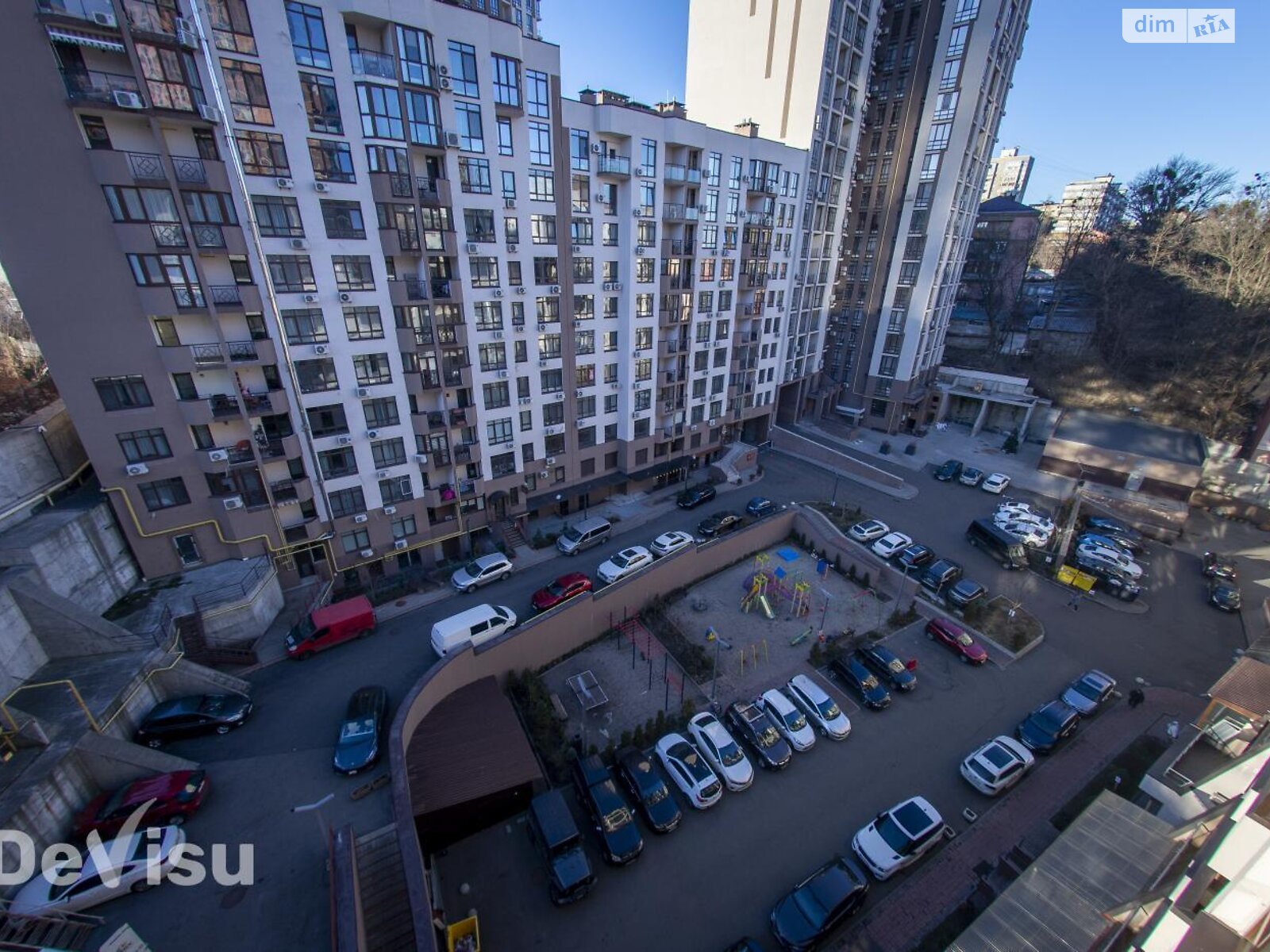 трикімнатна квартира в Києві, район Шевченківський, на вул. Глибочицька 13 в довготривалу оренду помісячно фото 1 трикімнатна квартира в Києві, район Шевченківський, на вул. Глибочицька 13 в довготривалу оренду помісячно фото 1