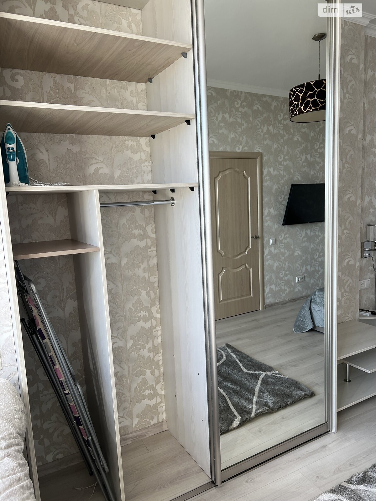 однокомнатная квартира в Киеве, район Шевченковский, на ул. Жилянская 118 в аренду на долгий срок помесячно фото 1