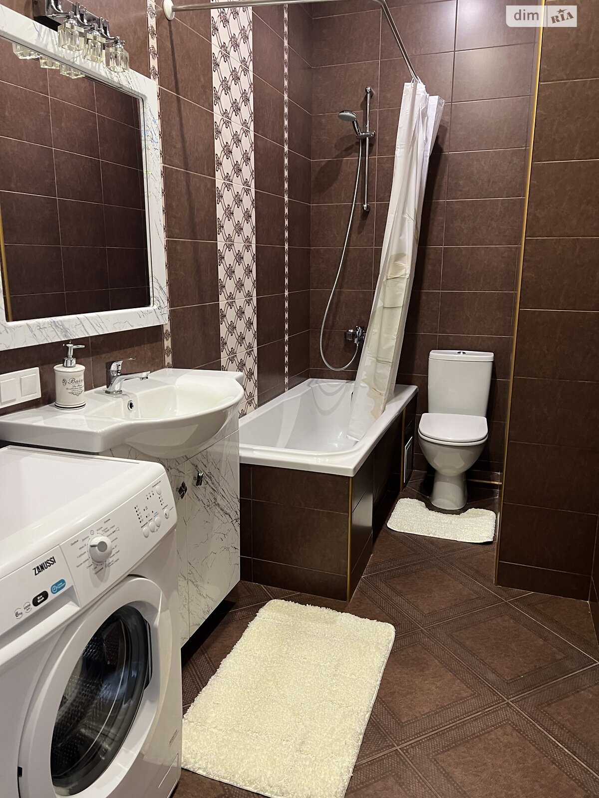 однокомнатная квартира в Киеве, район Шевченковский, на ул. Жилянская 118 в аренду на долгий срок помесячно фото 1