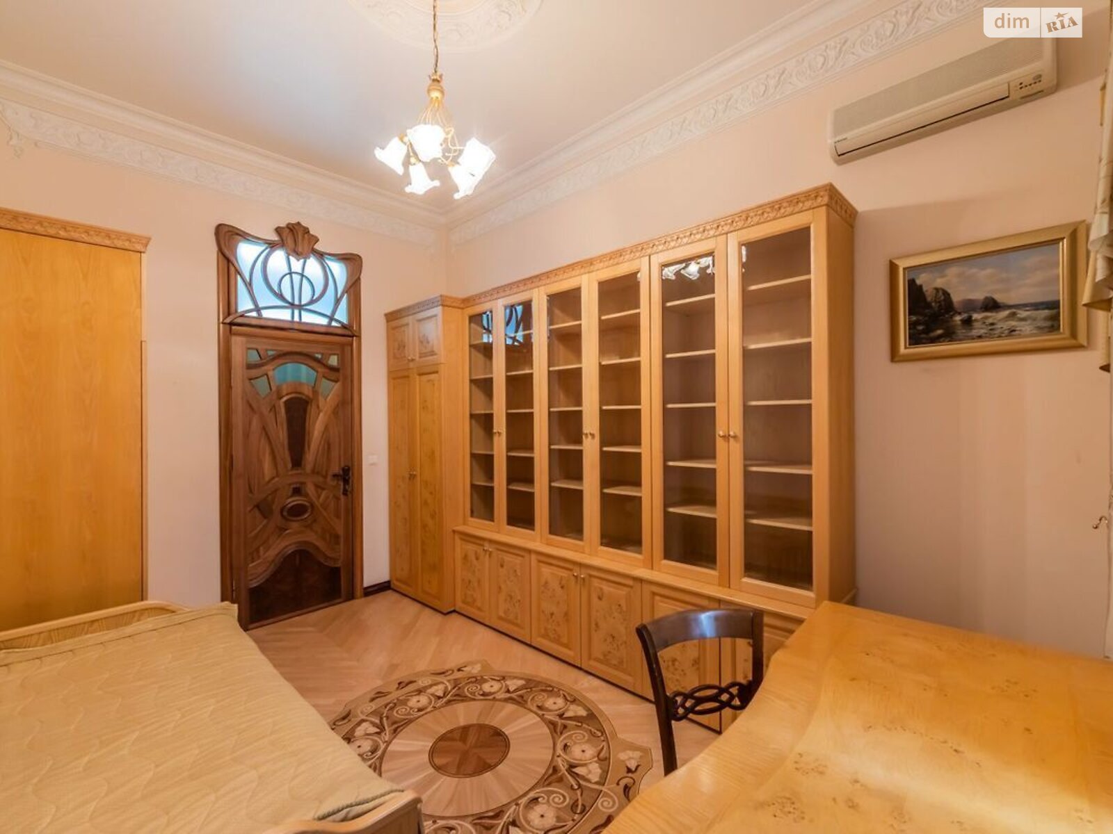 трикімнатна квартира в Києві, район Шевченківський, на вул. Гетьмана Павла Скоропадського 23 в довготривалу оренду помісячно фото 1 трикімнатна квартира в Києві, район Шевченківський, на вул. Гетьмана Павла Скоропадського 23 в довготривалу оренду помісячно фото 1