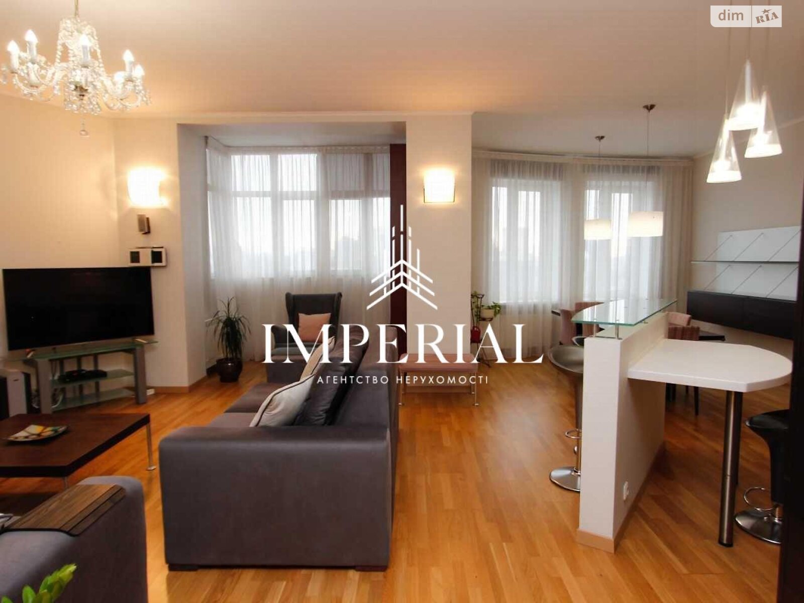 четырехкомнатная квартира в Киеве, район Шевченковский, на ул. Олеся Бабия 13А в аренду на долгий срок помесячно фото 1