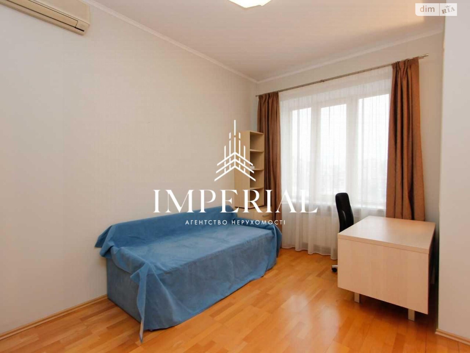 четырехкомнатная квартира в Киеве, район Шевченковский, на ул. Олеся Бабия 13А в аренду на долгий срок помесячно фото 1