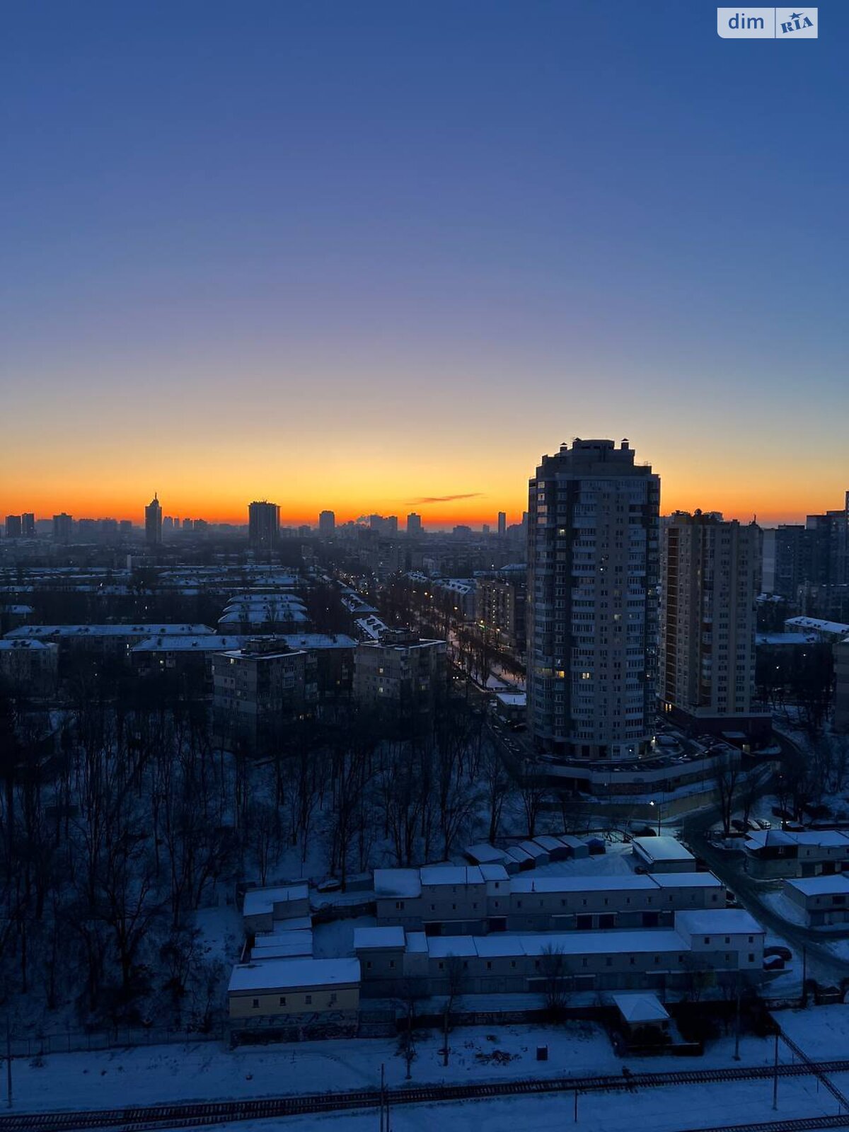 двокімнатна квартира в Києві, район Шевченківський, на вул. Польова 73 в довготривалу оренду помісячно фото 1