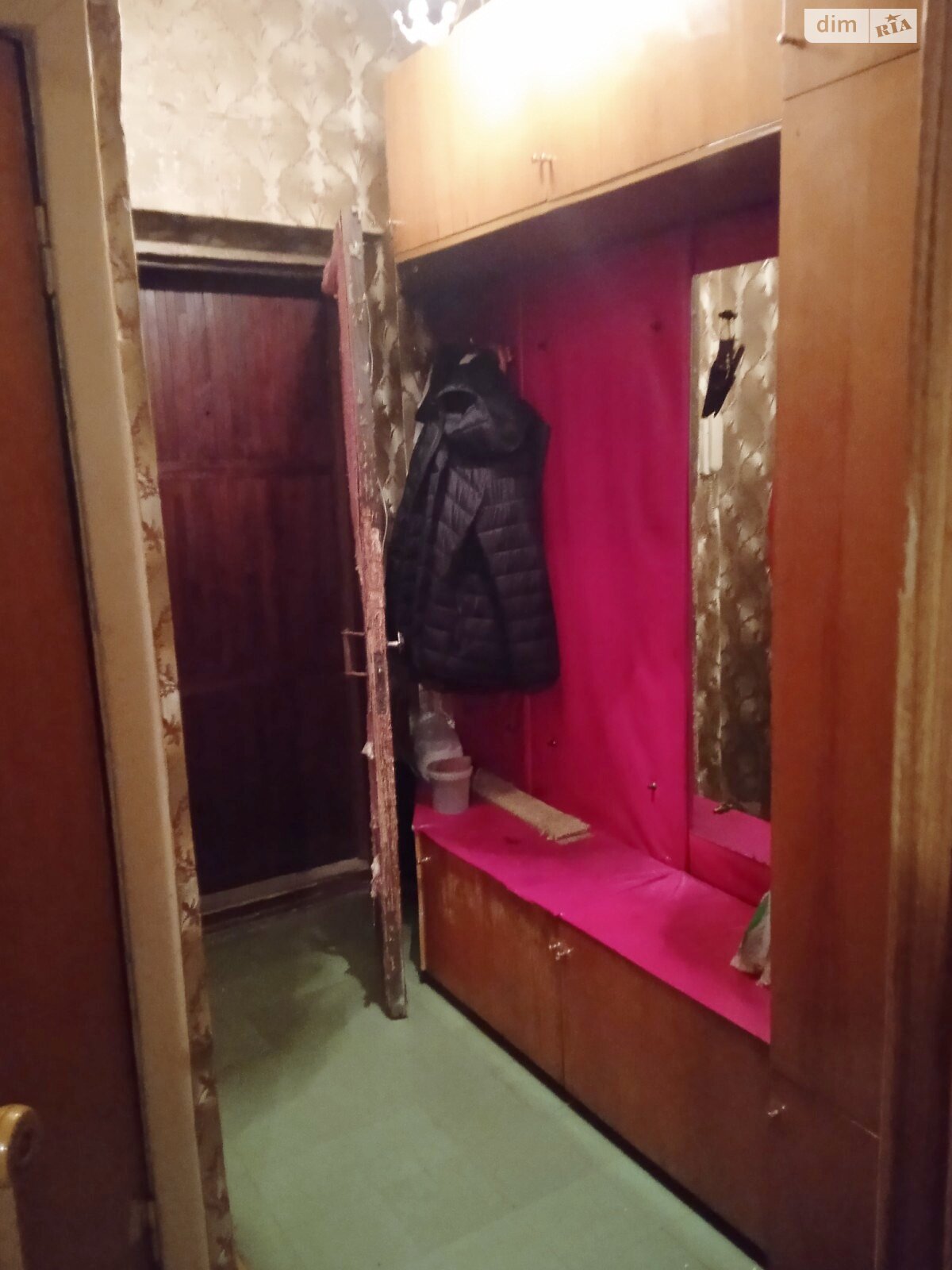 трикімнатна квартира в Києві, район Шевченківський, на вул. Ольжича 7А в довготривалу оренду помісячно фото 1 трикімнатна квартира в Києві, район Шевченківський, на вул. Ольжича 7А в довготривалу оренду помісячно фото 1