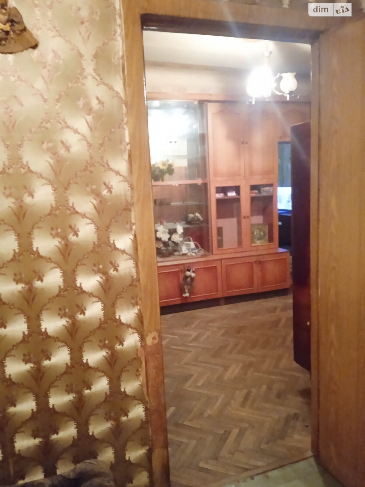 трикімнатна квартира в Києві, район Шевченківський, на вул. Ольжича 7А в довготривалу оренду помісячно фото 1 трикімнатна квартира в Києві, район Шевченківський, на вул. Ольжича 7А в довготривалу оренду помісячно фото 1