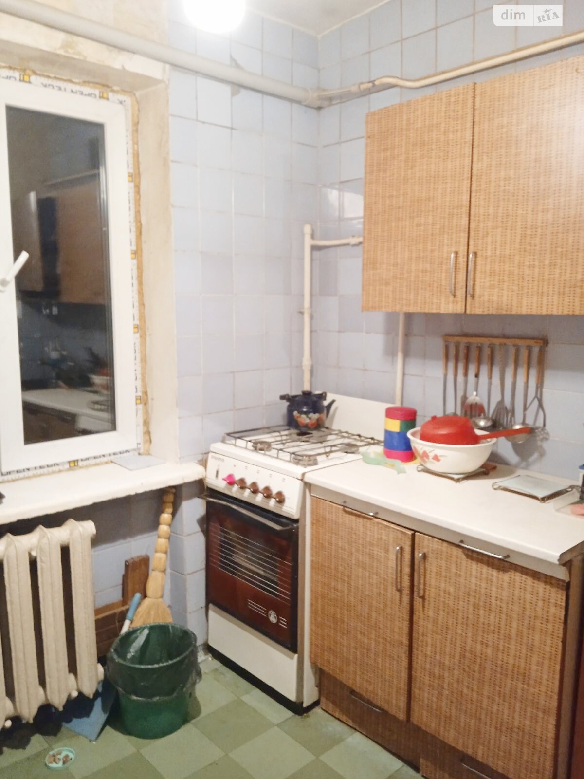 трикімнатна квартира в Києві, район Шевченківський, на вул. Ольжича 7А в довготривалу оренду помісячно фото 1 трикімнатна квартира в Києві, район Шевченківський, на вул. Ольжича 7А в довготривалу оренду помісячно фото 1