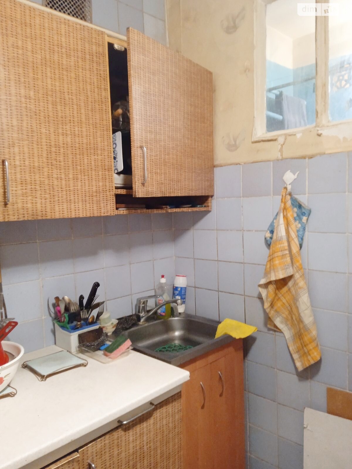 трикімнатна квартира в Києві, район Шевченківський, на вул. Ольжича 7А в довготривалу оренду помісячно фото 1 трикімнатна квартира в Києві, район Шевченківський, на вул. Ольжича 7А в довготривалу оренду помісячно фото 1