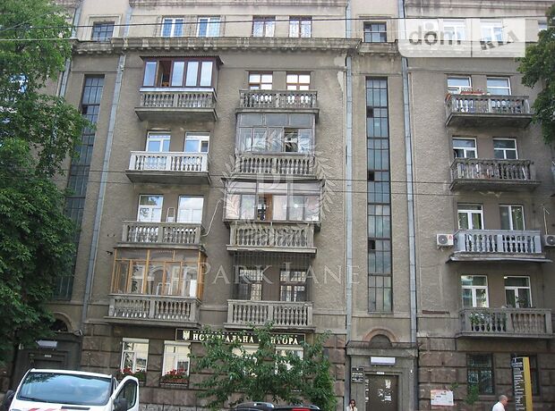 трехкомнатная квартира в Киеве, район Шевченковский, на ул. Пирогова в аренду на долгий срок помесячно фото 1 трехкомнатная квартира в Киеве, район Шевченковский, на ул. Пирогова в аренду на долгий срок помесячно фото 1
