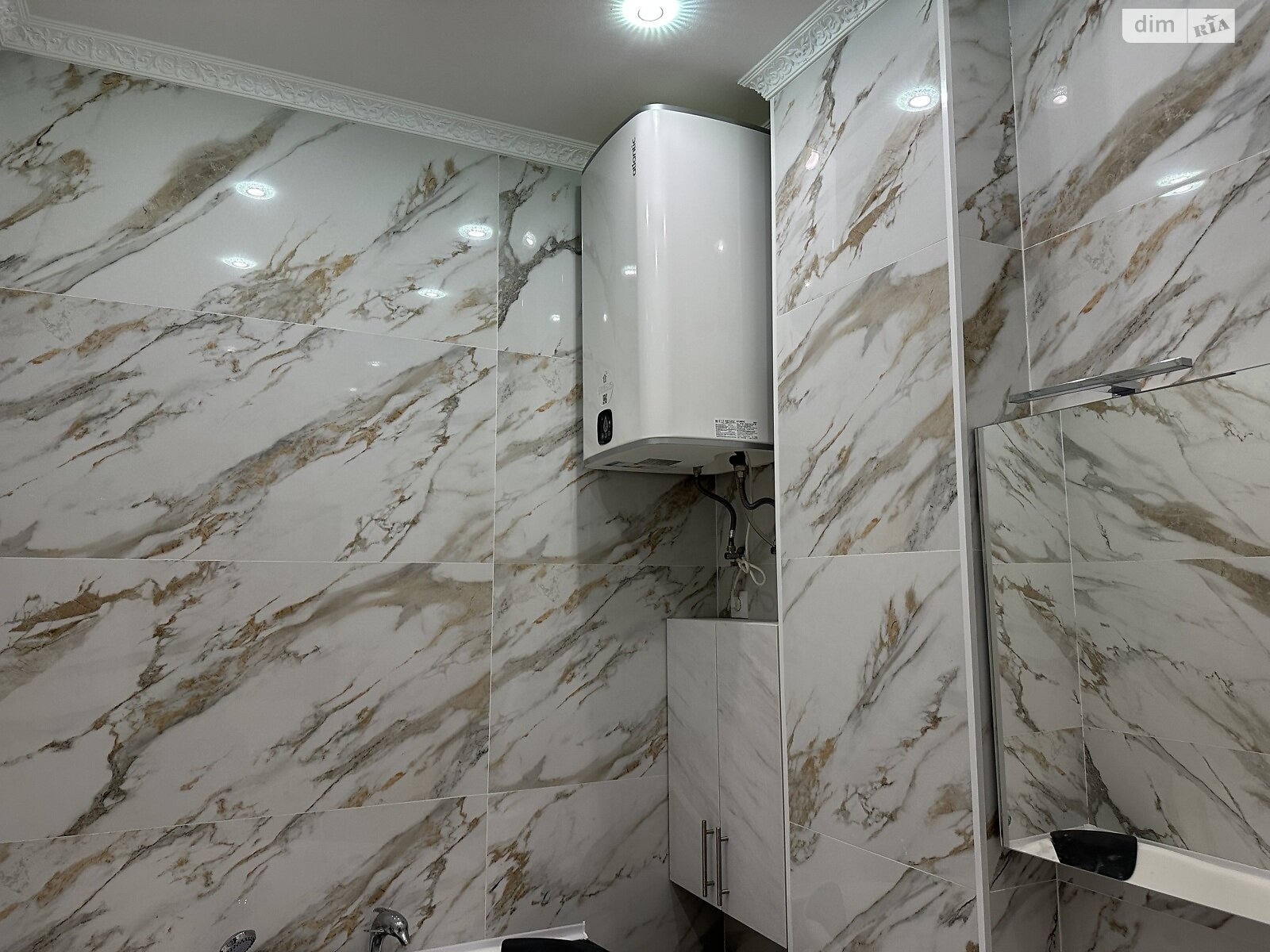 двухкомнатная квартира в Киеве, район Шевченковский, на ул. Саксаганского 131А в аренду на долгий срок помесячно фото 1