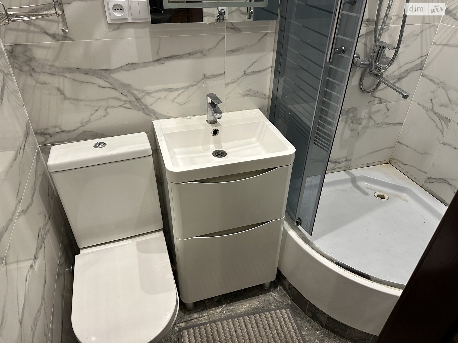 двухкомнатная квартира в Киеве, район Шевченковский, на ул. Саксаганского 131А в аренду на долгий срок помесячно фото 1