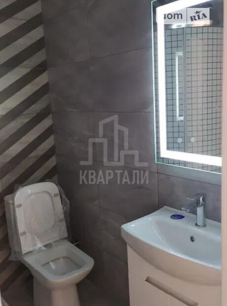 однокомнатная квартира с мебелью в Киеве, район Шевченковский, на ул. Салютная 2Б в аренду на долгий срок помесячно фото 1 однокомнатная квартира с мебелью в Киеве, район Шевченковский, на ул. Салютная 2Б в аренду на долгий срок помесячно фото 1