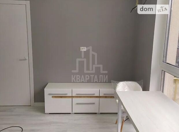 однокомнатная квартира с мебелью в Киеве, район Шевченковский, на ул. Салютная 2Б в аренду на долгий срок помесячно фото 1 однокомнатная квартира с мебелью в Киеве, район Шевченковский, на ул. Салютная 2Б в аренду на долгий срок помесячно фото 1