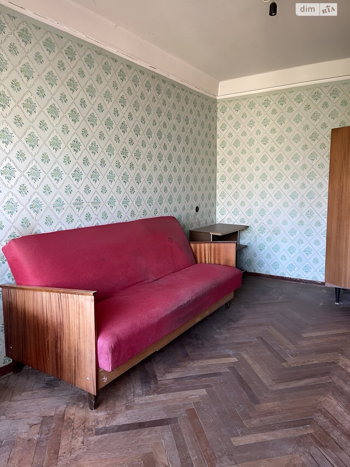 трикімнатна квартира в Києві, район Шевченківський, на вул. Салютна 25А в довготривалу оренду помісячно фото 1 трикімнатна квартира в Києві, район Шевченківський, на вул. Салютна 25А в довготривалу оренду помісячно фото 1