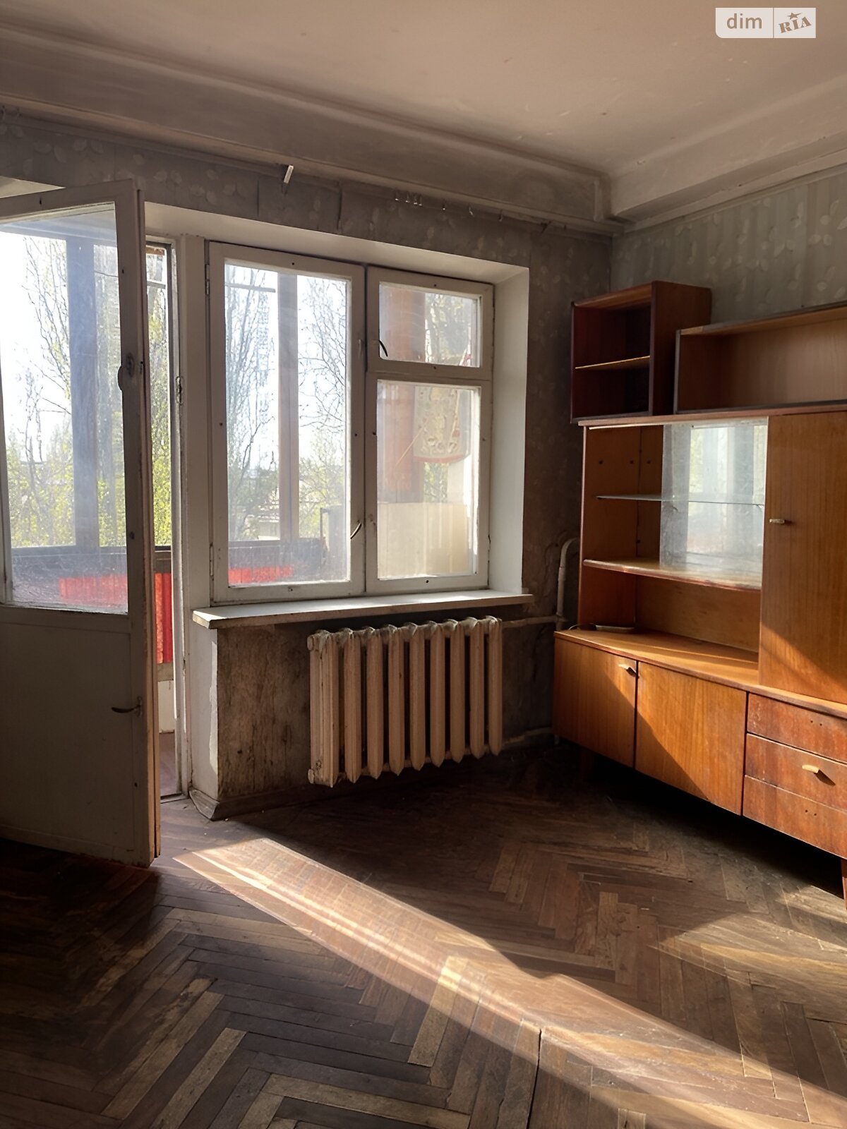 трикімнатна квартира в Києві, район Шевченківський, на вул. Салютна 25А в довготривалу оренду помісячно фото 1 трикімнатна квартира в Києві, район Шевченківський, на вул. Салютна 25А в довготривалу оренду помісячно фото 1