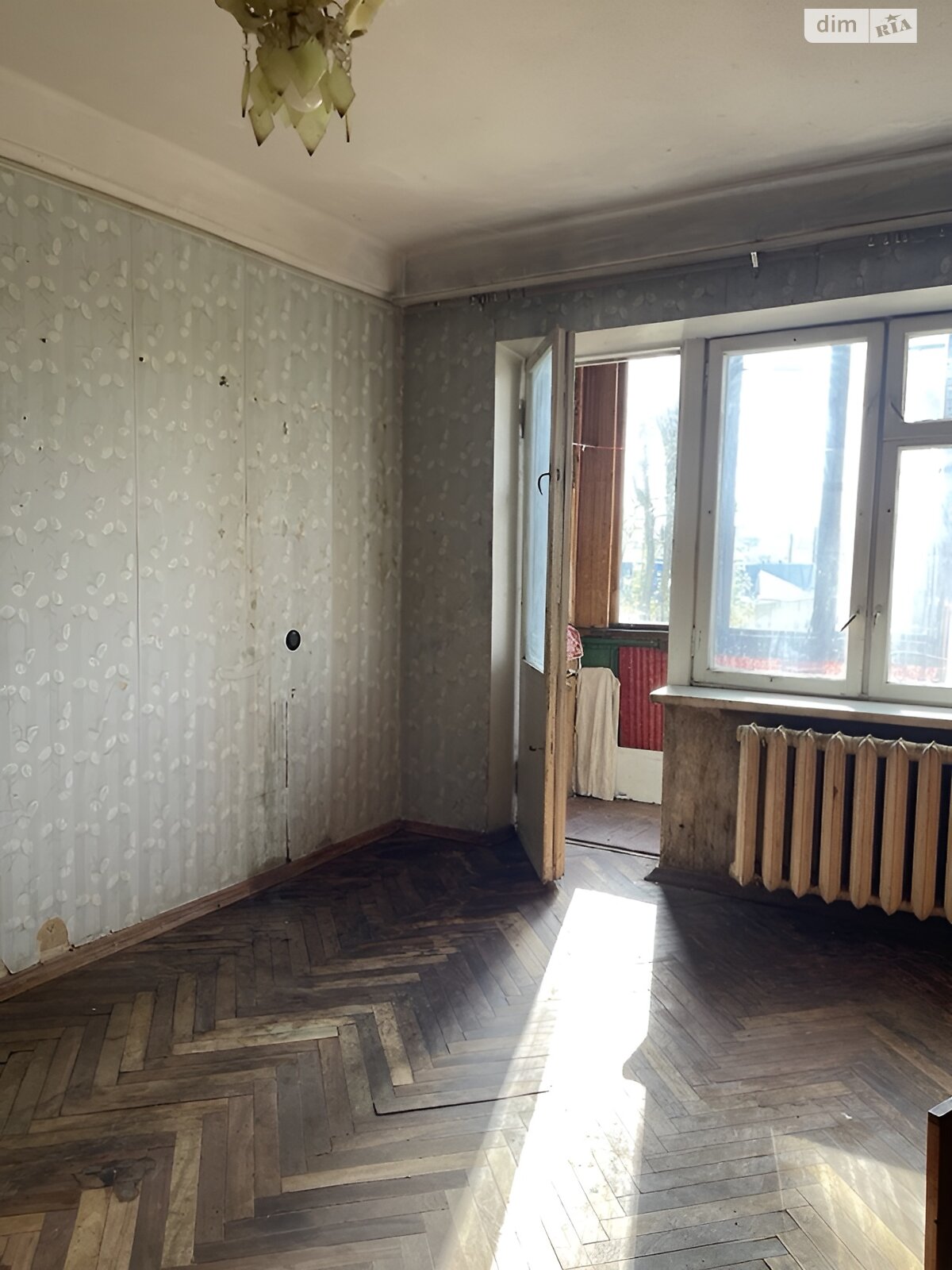 трикімнатна квартира в Києві, район Шевченківський, на вул. Салютна 25А в довготривалу оренду помісячно фото 1 трикімнатна квартира в Києві, район Шевченківський, на вул. Салютна 25А в довготривалу оренду помісячно фото 1