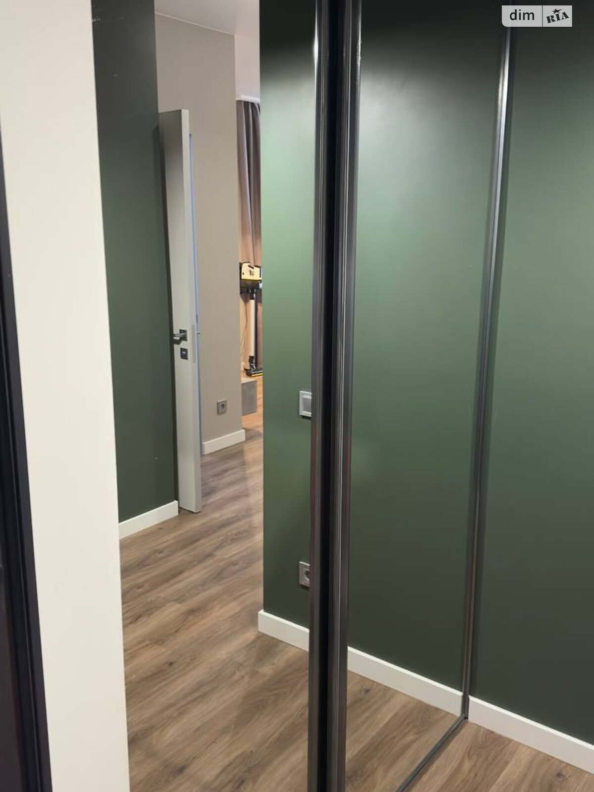 однокомнатная квартира с мебелью в Киеве, район Шевченковский, на ул. Салютная 2Б в аренду на долгий срок помесячно фото 1 однокомнатная квартира с мебелью в Киеве, район Шевченковский, на ул. Салютная 2Б в аренду на долгий срок помесячно фото 1