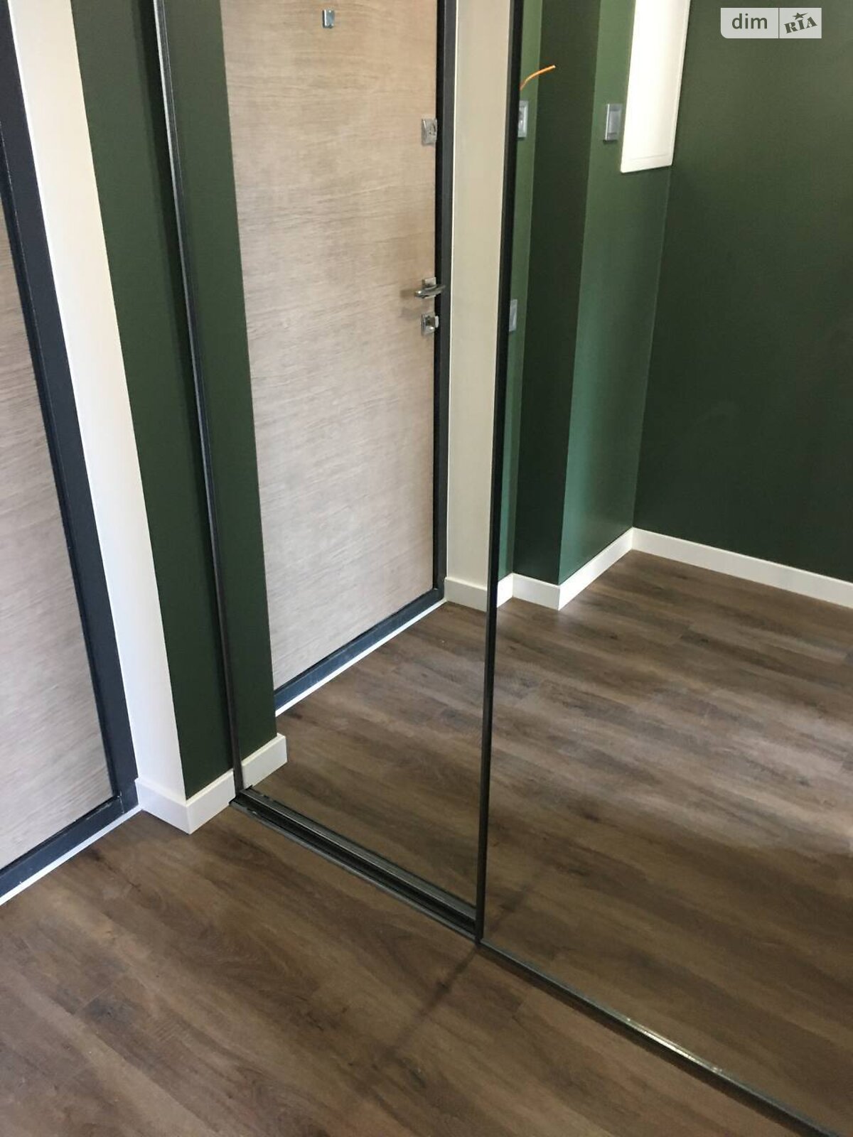 однокомнатная квартира с мебелью в Киеве, район Шевченковский, на ул. Салютная 2Б в аренду на долгий срок помесячно фото 1 однокомнатная квартира с мебелью в Киеве, район Шевченковский, на ул. Салютная 2Б в аренду на долгий срок помесячно фото 1