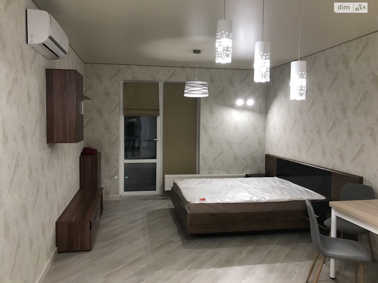 однокомнатная квартира с мебелью в Киеве, район Шевченковский, на ул. Шолуденко 1А в аренду на долгий срок помесячно фото 1