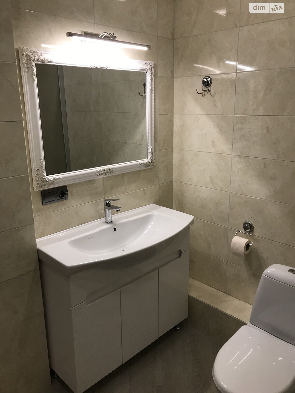 однокомнатная квартира с мебелью в Киеве, район Шевченковский, на ул. Шолуденко 1А в аренду на долгий срок помесячно фото 1