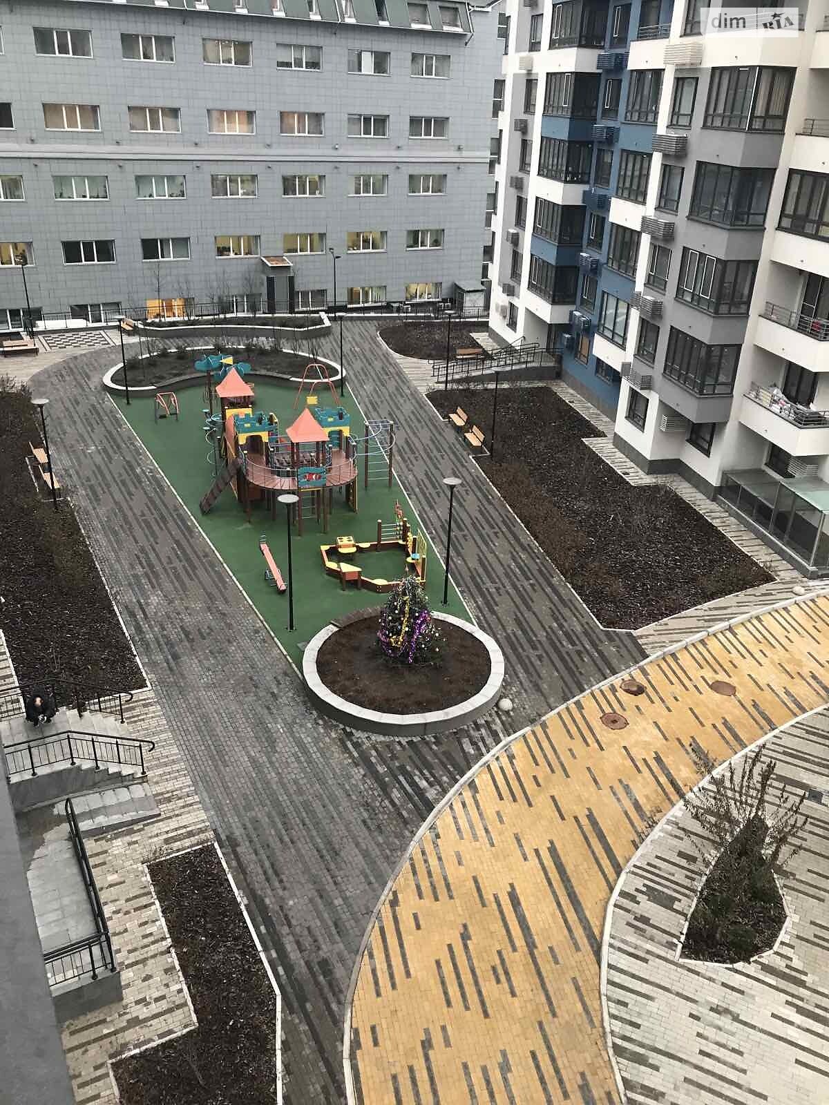 однокомнатная квартира с мебелью в Киеве, район Шевченковский, на ул. Шолуденко 1А в аренду на долгий срок помесячно фото 1