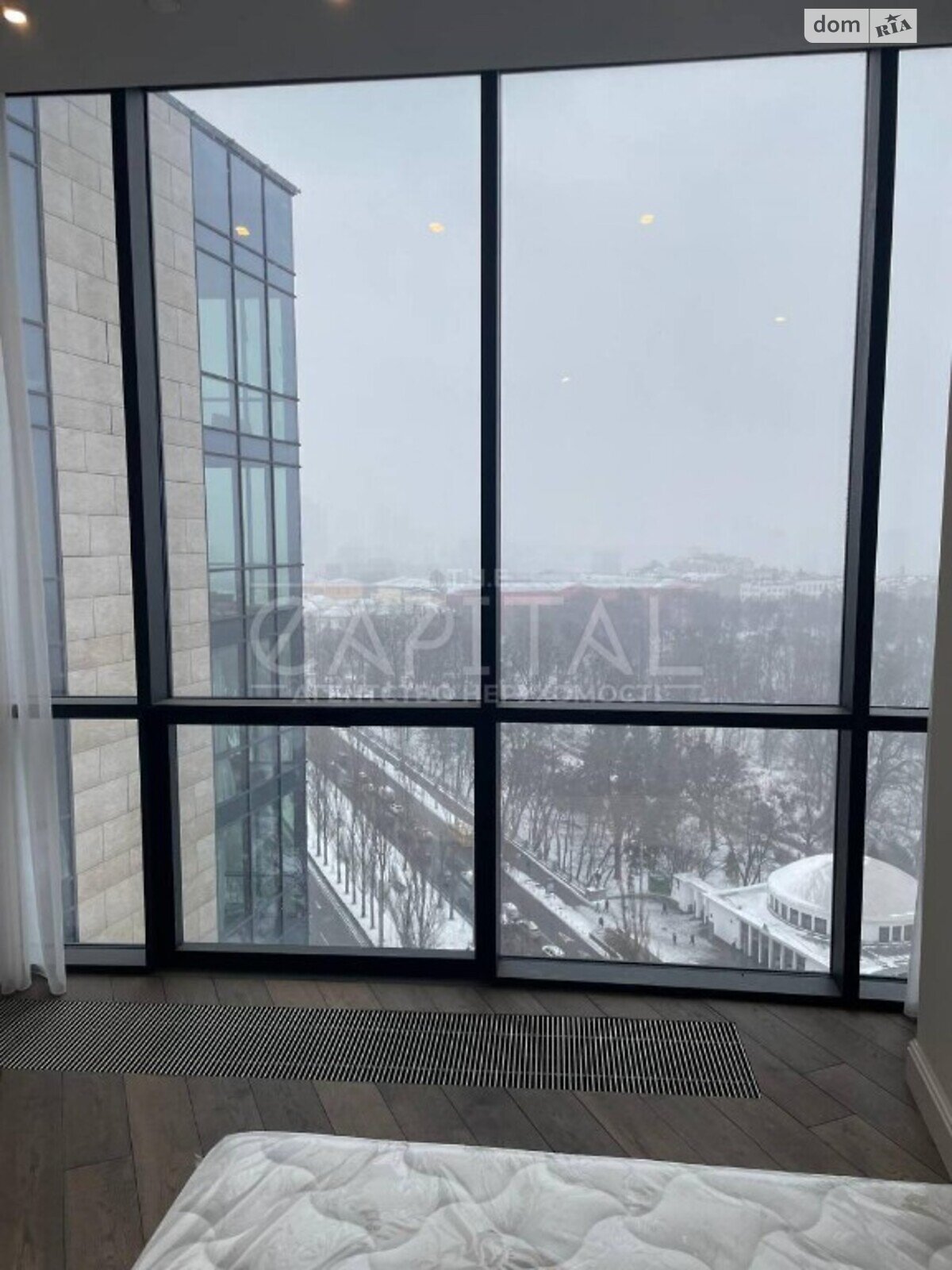 трикімнатна квартира в Києві, район Шевченківський, на пл. Тараса Шевченка 30 в довготривалу оренду помісячно фото 1 трикімнатна квартира в Києві, район Шевченківський, на пл. Тараса Шевченка 30 в довготривалу оренду помісячно фото 1