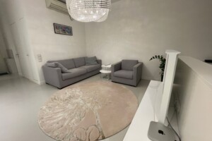 однокомнатная квартира в Киеве, район Шевченковский, на бул. Тараса Шевченко 33Б в аренду на долгий срок помесячно фото 2 однокомнатная квартира в Киеве, район Шевченковский, на бул. Тараса Шевченко 33Б в аренду на долгий срок помесячно фото 2