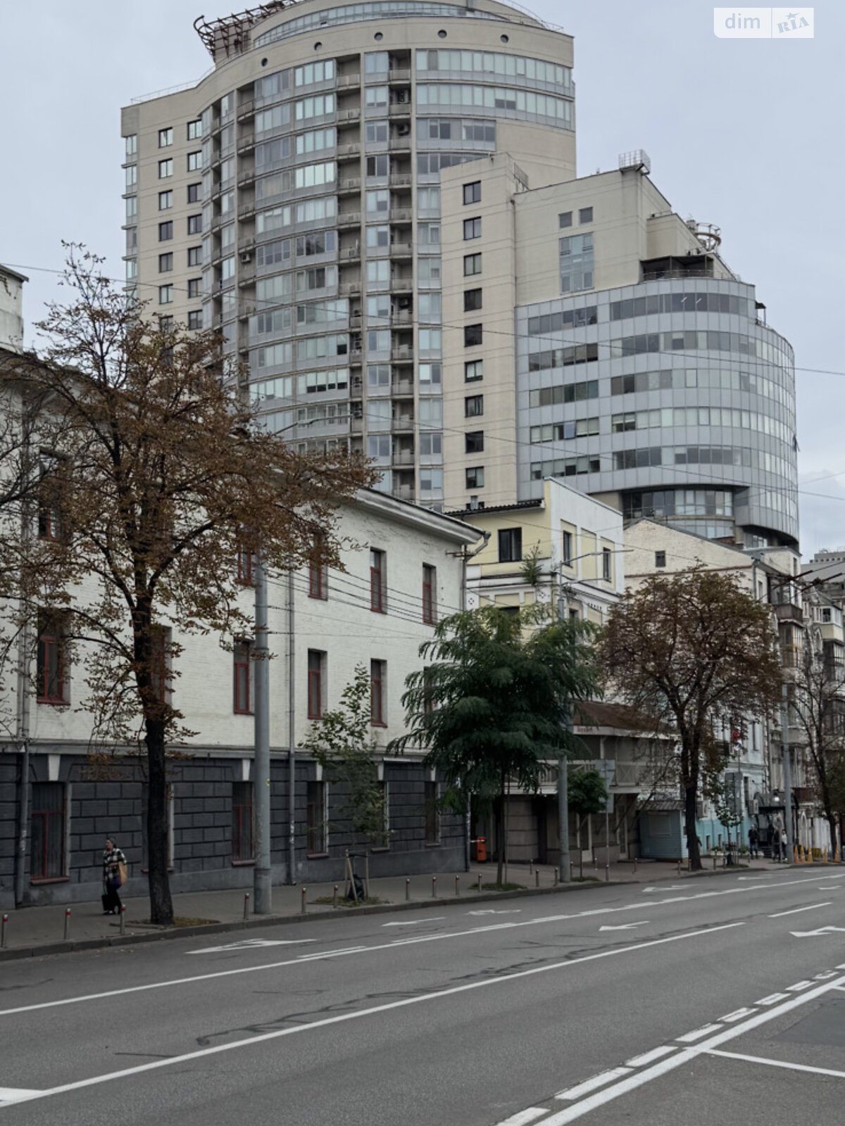 однокомнатная квартира в Киеве, район Шевченковский, на бул. Тараса Шевченко 33Б в аренду на долгий срок помесячно фото 1 однокомнатная квартира в Киеве, район Шевченковский, на бул. Тараса Шевченко 33Б в аренду на долгий срок помесячно фото 1