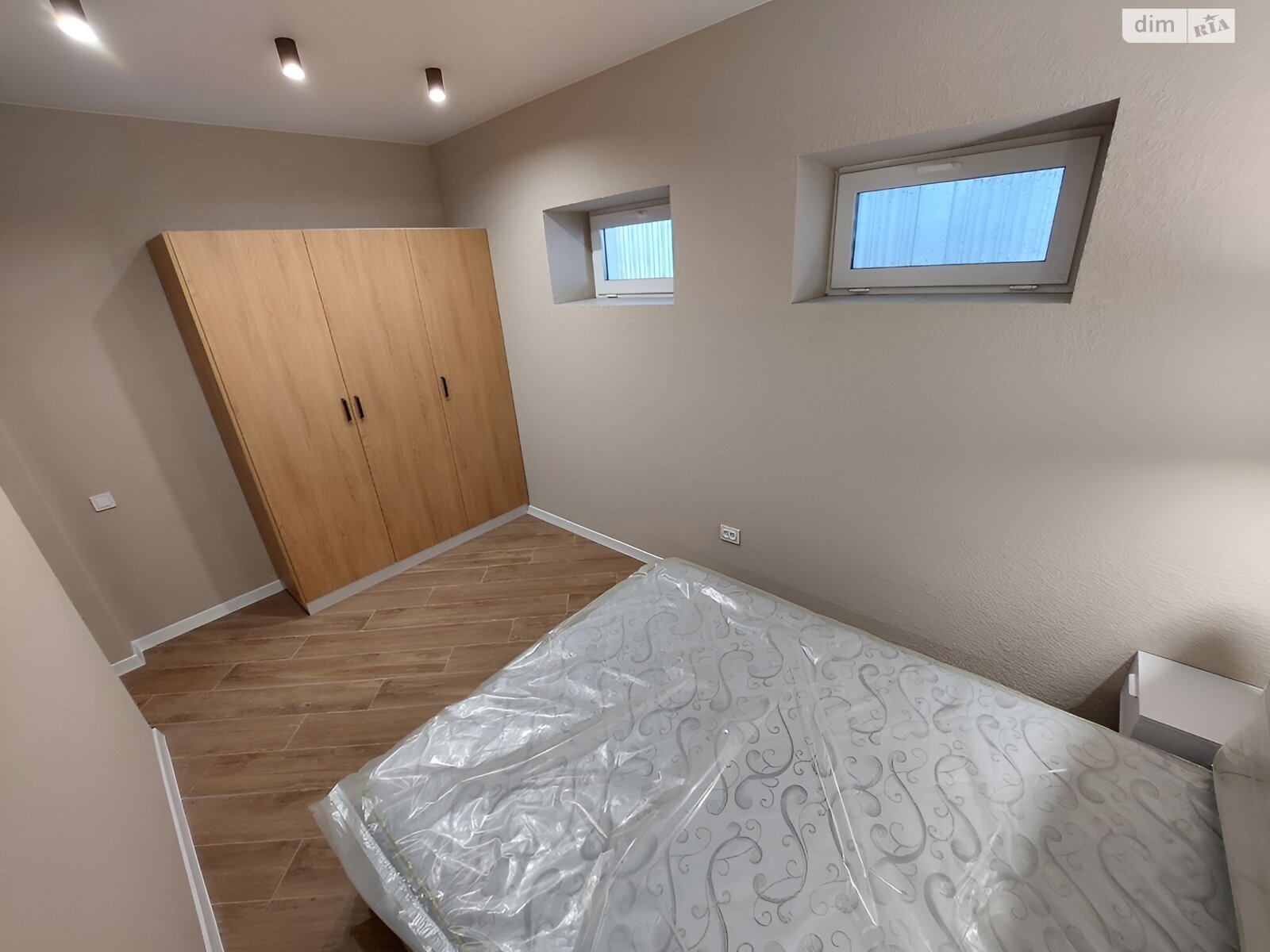 однокімнатна квартира в Києві, район Шевченківський, на вул. Тираспольська 44 в довготривалу оренду помісячно фото 1