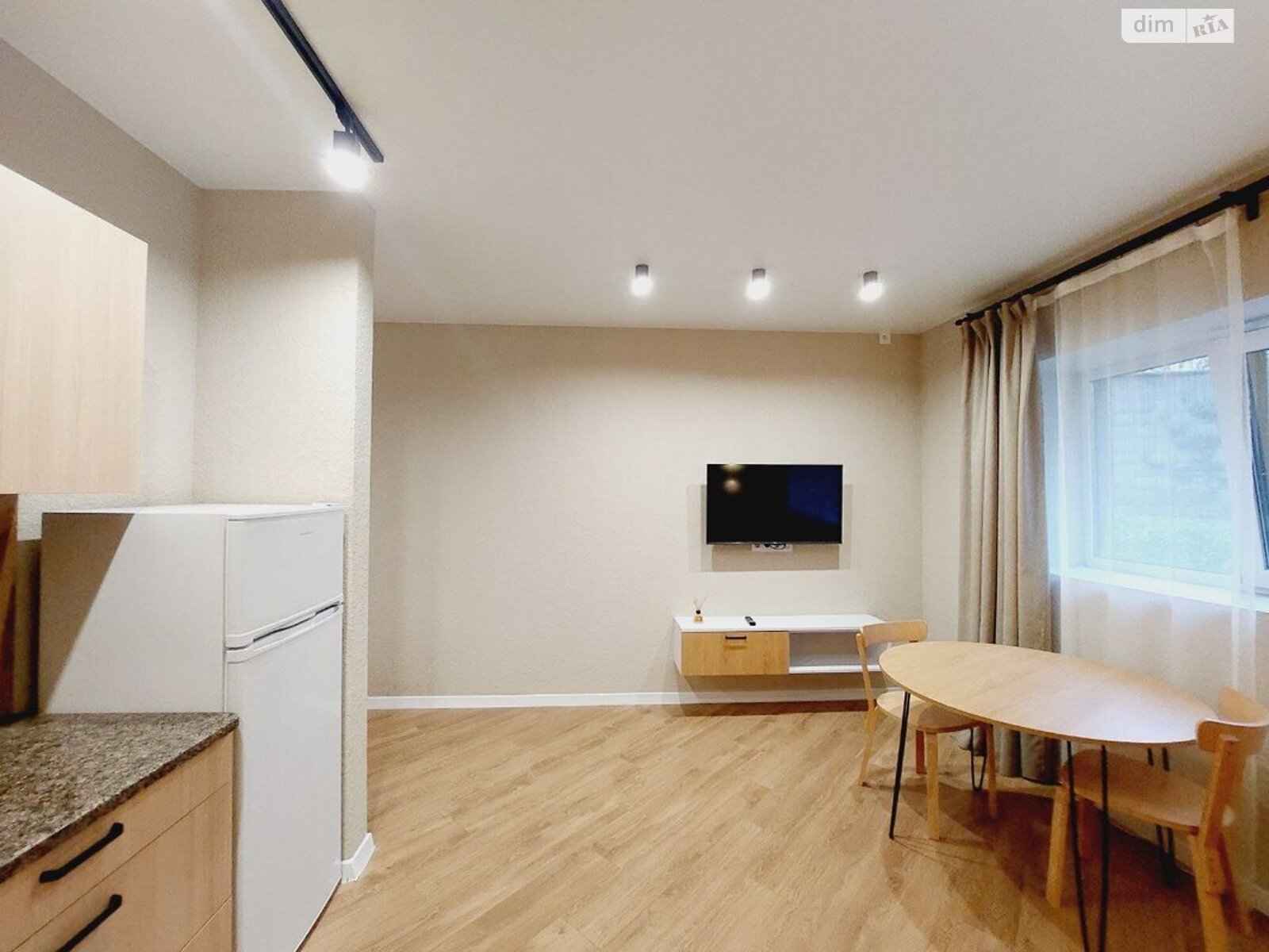 однокімнатна квартира в Києві, район Шевченківський, на вул. Тираспольська 44 в довготривалу оренду помісячно фото 1