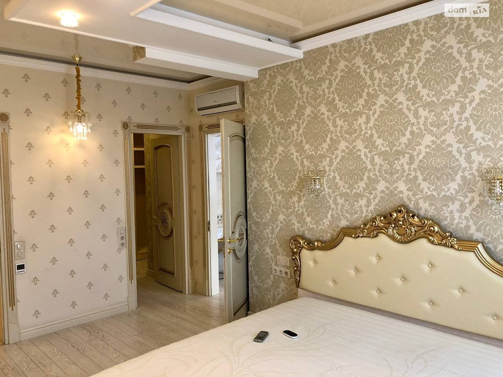 двокімнатна квартира в Києві, район Шевченківський, на вул. В’ячеслава Чорновола 27 в довготривалу оренду помісячно фото 1 двокімнатна квартира в Києві, район Шевченківський, на вул. В’ячеслава Чорновола 27 в довготривалу оренду помісячно фото 1