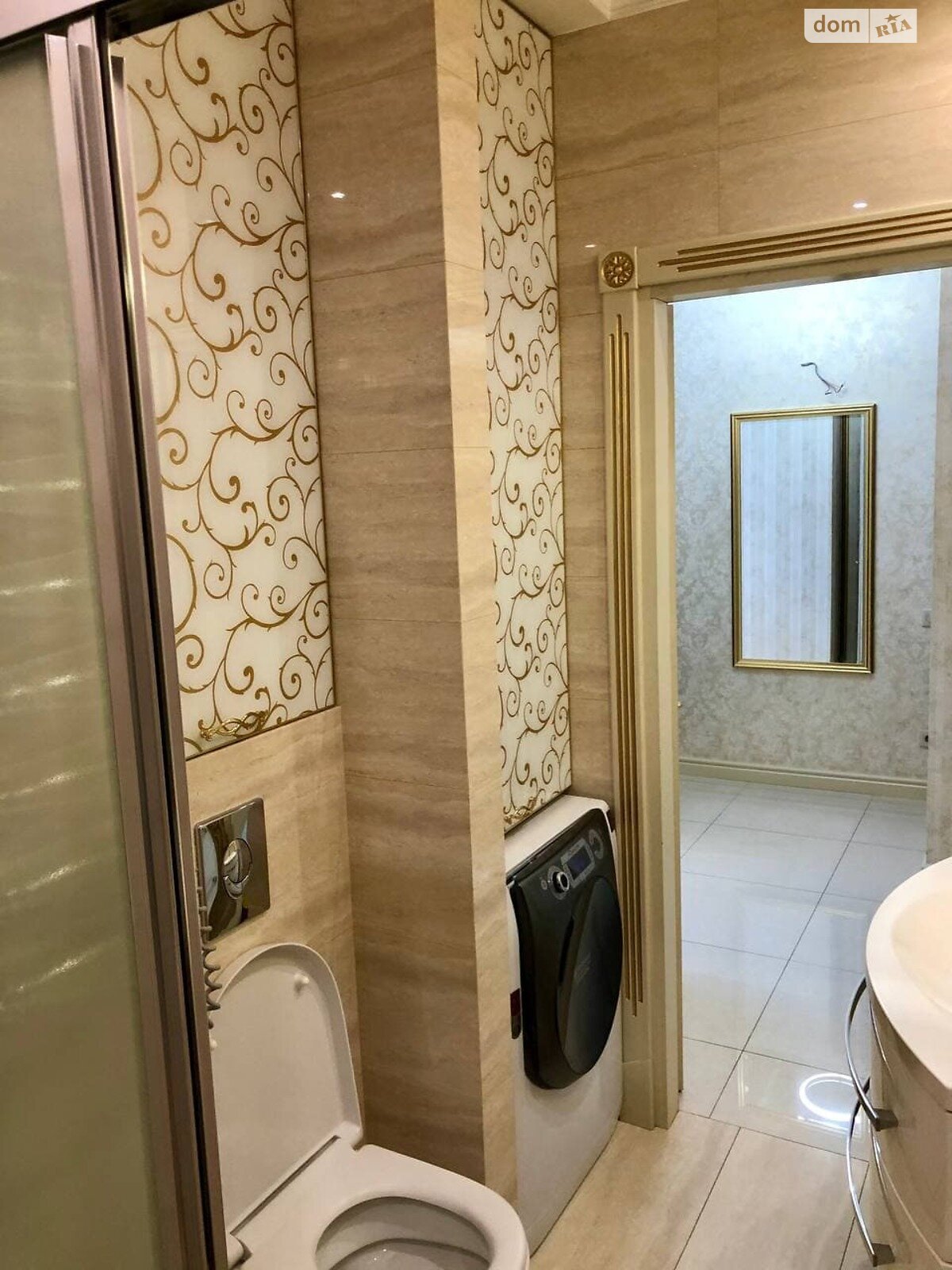 двокімнатна квартира в Києві, район Шевченківський, на вул. В’ячеслава Чорновола 27 в довготривалу оренду помісячно фото 1 двокімнатна квартира в Києві, район Шевченківський, на вул. В’ячеслава Чорновола 27 в довготривалу оренду помісячно фото 1