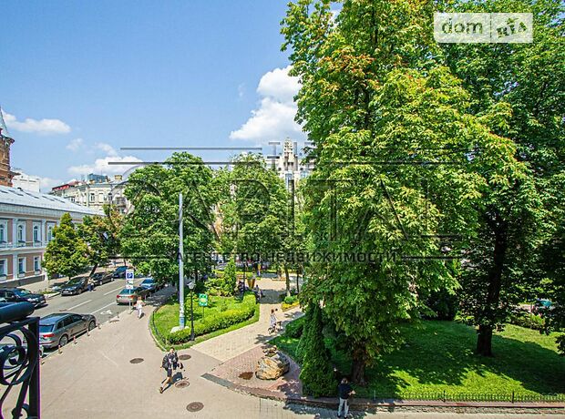 трехкомнатная квартира в Киеве, район Шевченковский, на Николая Лысенко 1 в аренду на долгий срок помесячно фото 1 трехкомнатная квартира в Киеве, район Шевченковский, на Николая Лысенко 1 в аренду на долгий срок помесячно фото 1