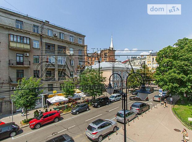трехкомнатная квартира в Киеве, район Шевченковский, на Николая Лысенко 1 в аренду на долгий срок помесячно фото 1 трехкомнатная квартира в Киеве, район Шевченковский, на Николая Лысенко 1 в аренду на долгий срок помесячно фото 1