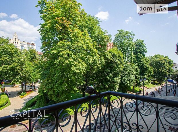 трехкомнатная квартира с мебелью в Киеве, район Шевченковский, на Лисенко Миколи 1 в аренду на долгий срок помесячно фото 1 трехкомнатная квартира с мебелью в Киеве, район Шевченковский, на Лисенко Миколи 1 в аренду на долгий срок помесячно фото 1