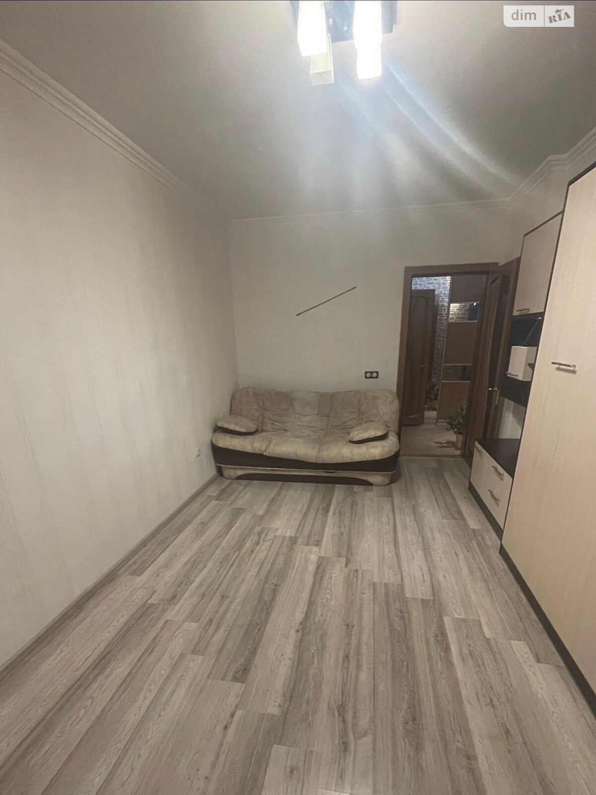 однокімнатна квартира в Києві, район Ширма, на вул. Козацька 114 в довготривалу оренду помісячно фото 1 однокімнатна квартира в Києві, район Ширма, на вул. Козацька 114 в довготривалу оренду помісячно фото 1