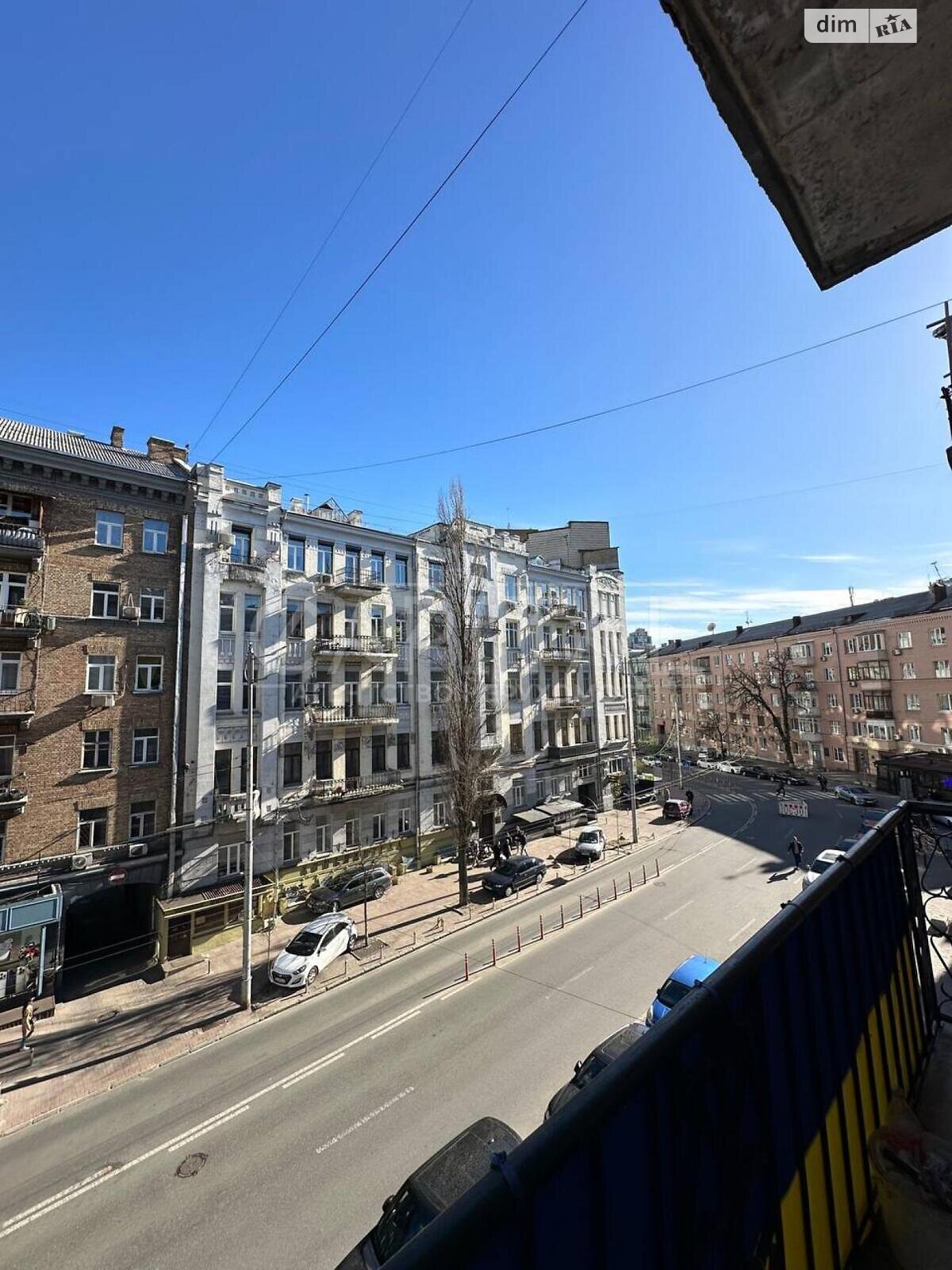 п`ятикімнатна квартира в Києві, на вул. Шота Руставелі 20 в довготривалу оренду помісячно фото 1 п`ятикімнатна квартира в Києві, на вул. Шота Руставелі 20 в довготривалу оренду помісячно фото 1