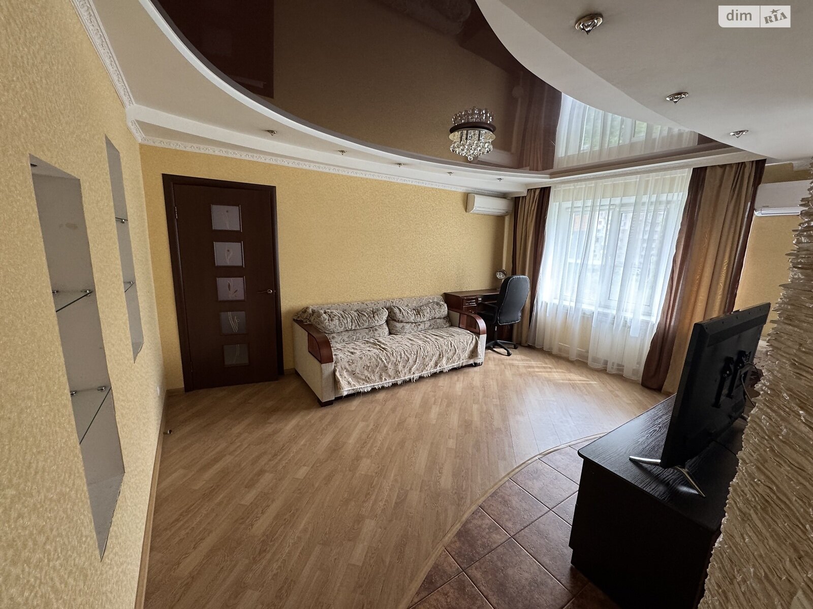 двокімнатна квартира в Києві, район Шулявка, на просп. Берестейський 20 в довготривалу оренду помісячно фото 1 двокімнатна квартира в Києві, район Шулявка, на просп. Берестейський 20 в довготривалу оренду помісячно фото 1