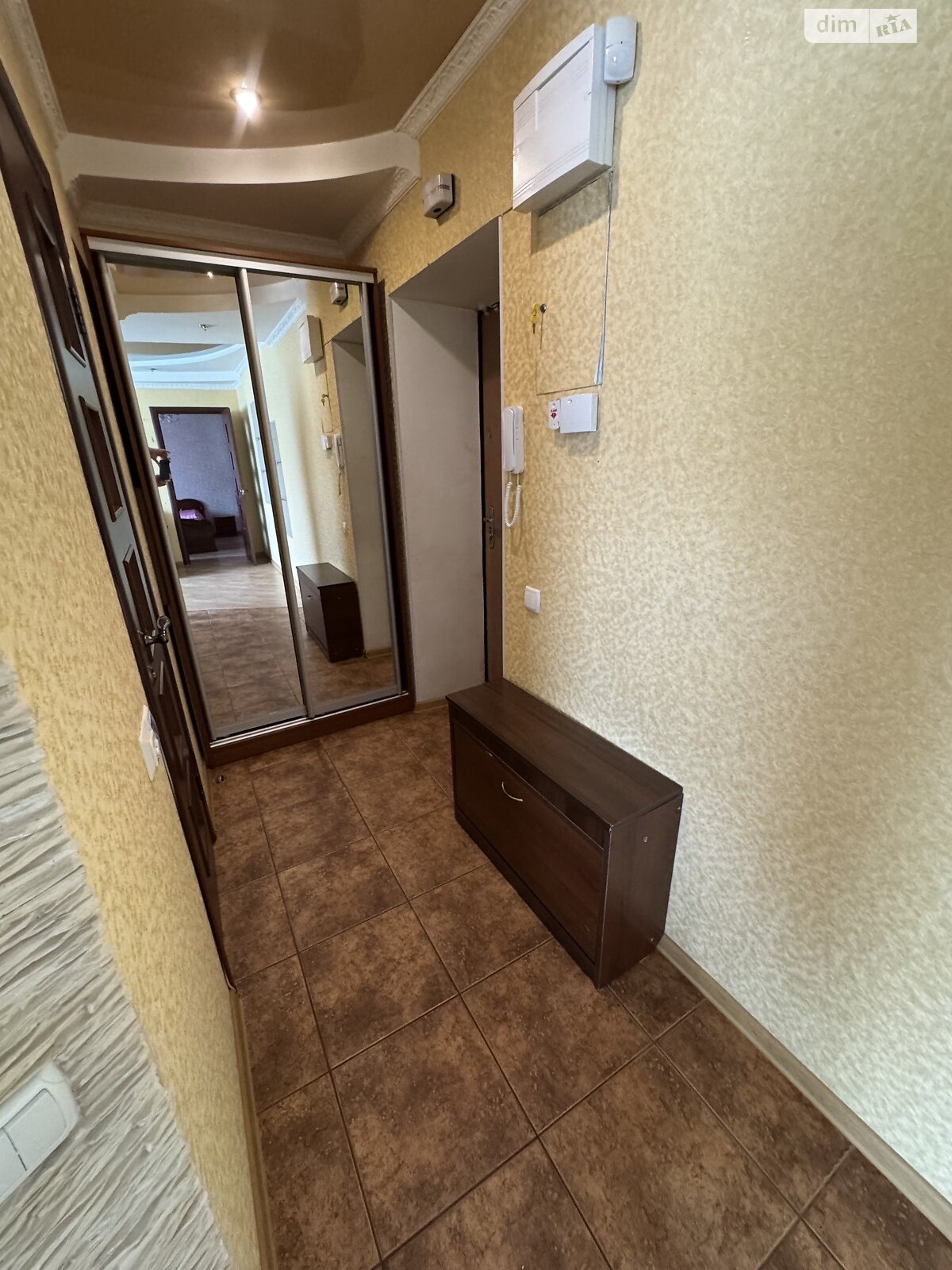 двокімнатна квартира в Києві, район Шулявка, на просп. Берестейський 20 в довготривалу оренду помісячно фото 1 двокімнатна квартира в Києві, район Шулявка, на просп. Берестейський 20 в довготривалу оренду помісячно фото 1