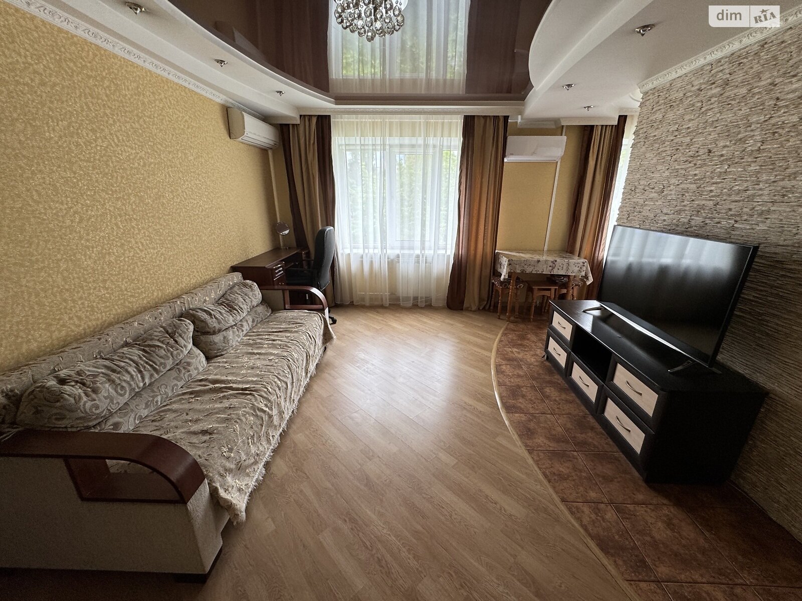 двокімнатна квартира в Києві, район Шулявка, на просп. Берестейський 20 в довготривалу оренду помісячно фото 1 двокімнатна квартира в Києві, район Шулявка, на просп. Берестейський 20 в довготривалу оренду помісячно фото 1