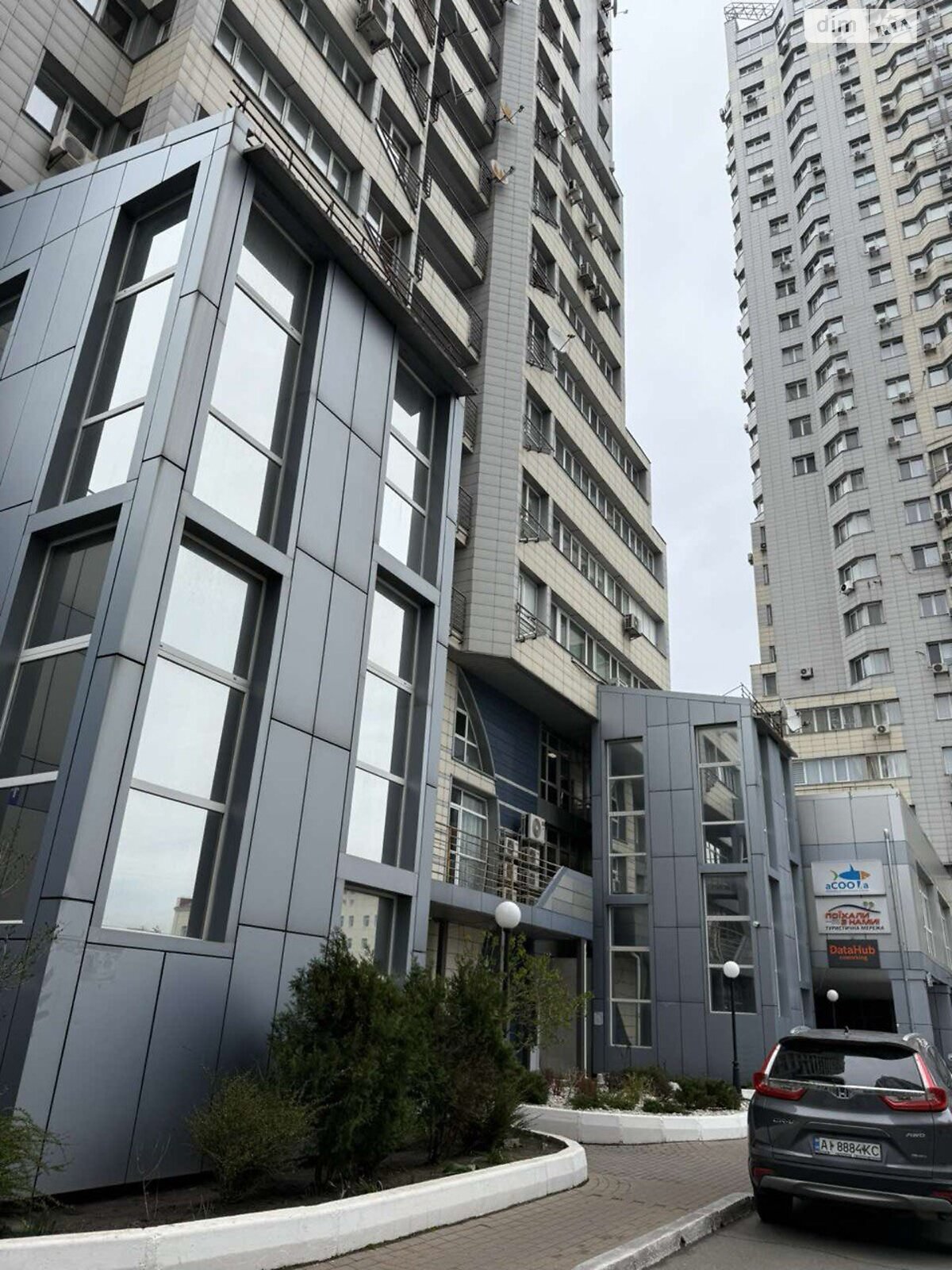 однокомнатная квартира в Киеве, район Шулявка, на ул. Гетьмана Вадима 1А в аренду на долгий срок помесячно фото 1 однокомнатная квартира в Киеве, район Шулявка, на ул. Гетьмана Вадима 1А в аренду на долгий срок помесячно фото 1