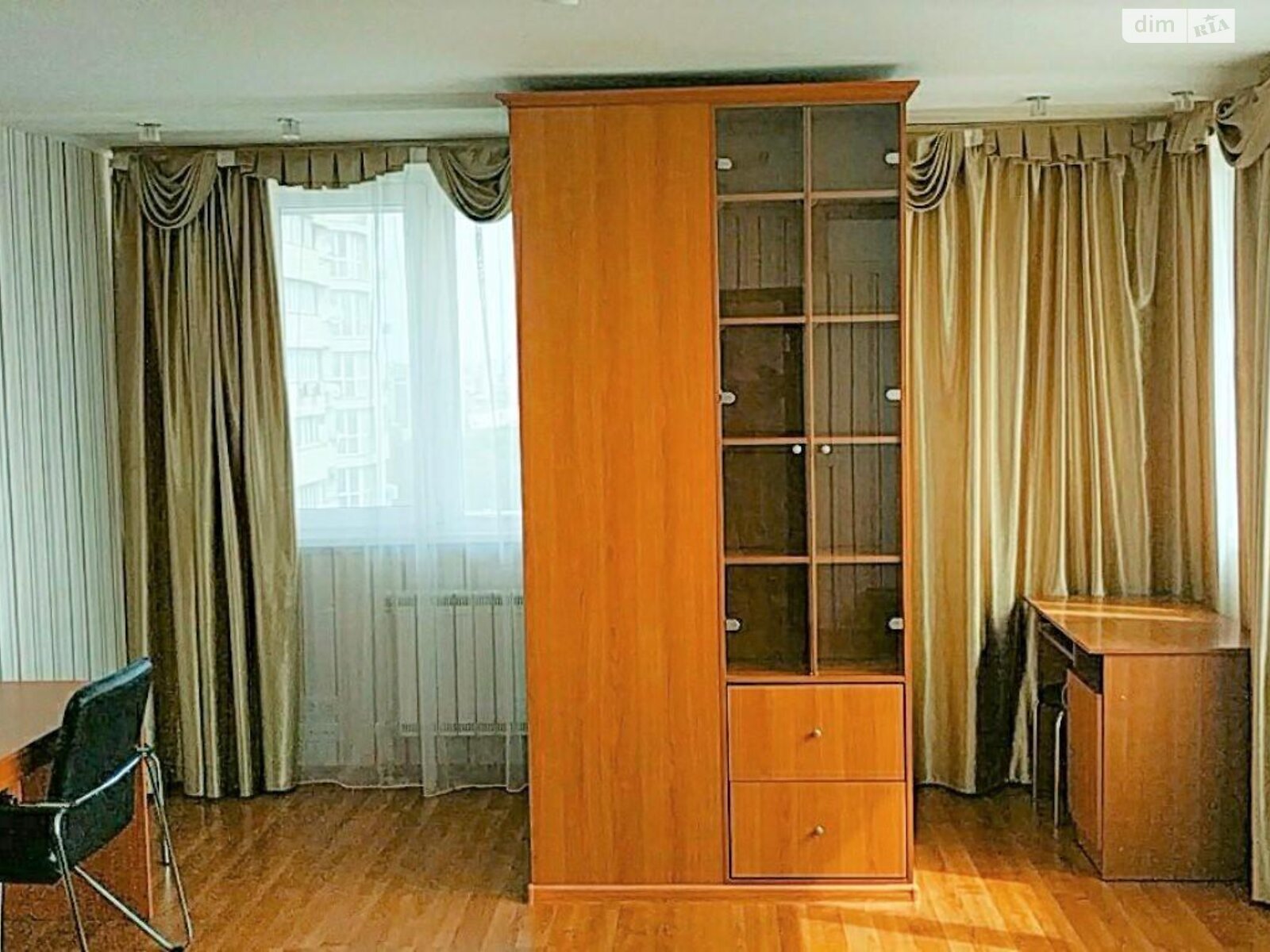трикімнатна квартира в Києві, район Шулявка, на вул. Гетьмана Вадима 1 в довготривалу оренду помісячно фото 1 трикімнатна квартира в Києві, район Шулявка, на вул. Гетьмана Вадима 1 в довготривалу оренду помісячно фото 1