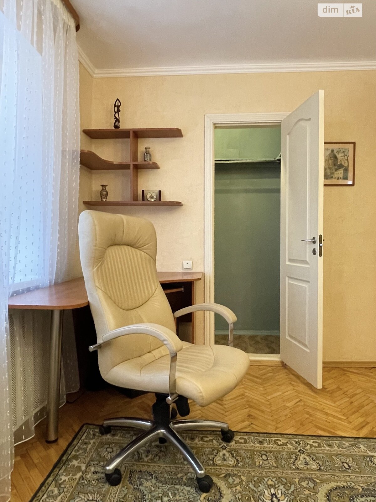 двухкомнатная квартира с ремонтом в Киеве, район Шулявка, на ул. Олексы Тихого 80/17 в аренду на долгий срок помесячно фото 1 двухкомнатная квартира с ремонтом в Киеве, район Шулявка, на ул. Олексы Тихого 80/17 в аренду на долгий срок помесячно фото 1