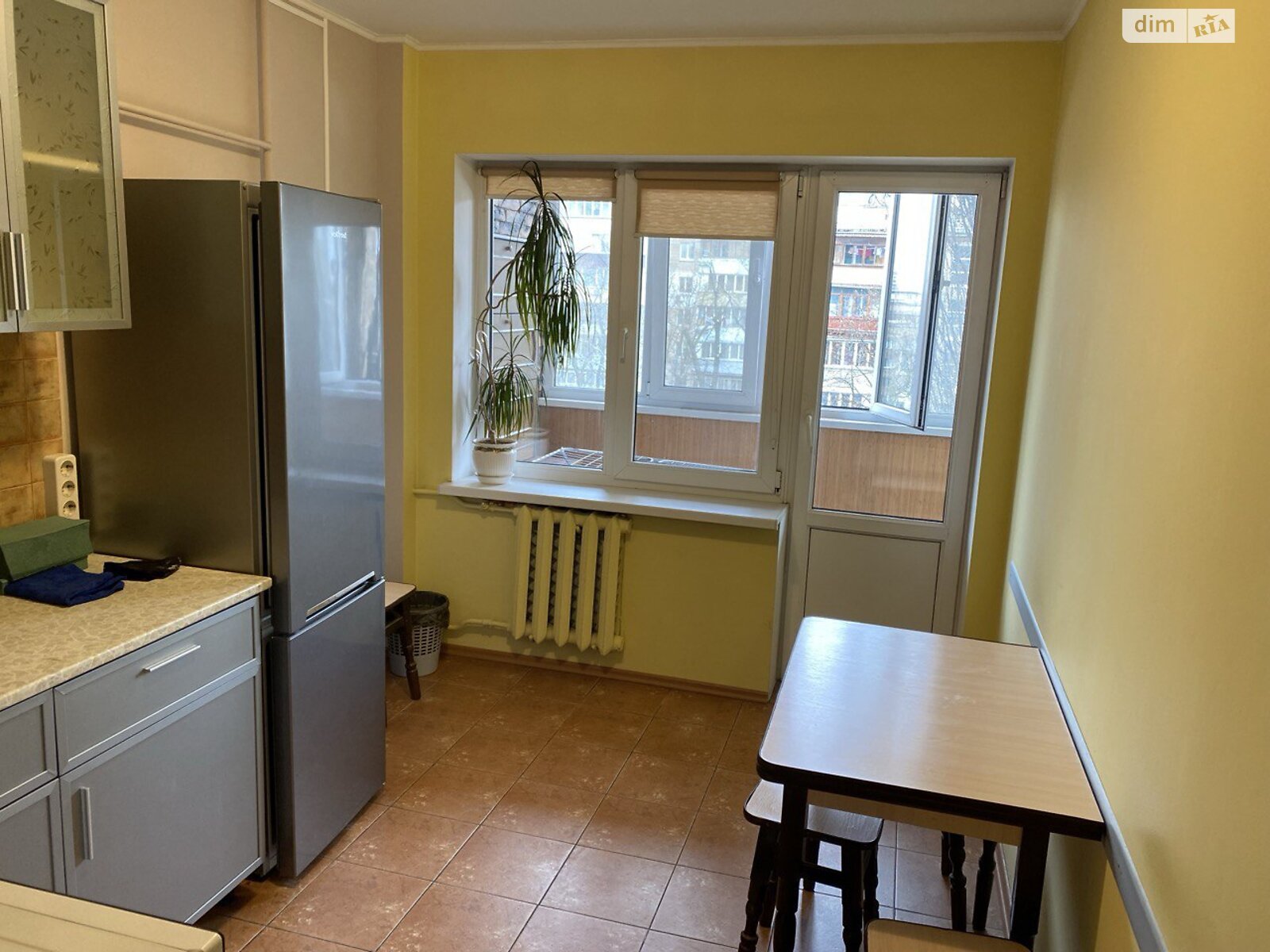 однокімнатна квартира в Києві, район Шулявка, на вул. Олекси Тихого 49 в довготривалу оренду помісячно фото 1 однокімнатна квартира в Києві, район Шулявка, на вул. Олекси Тихого 49 в довготривалу оренду помісячно фото 1